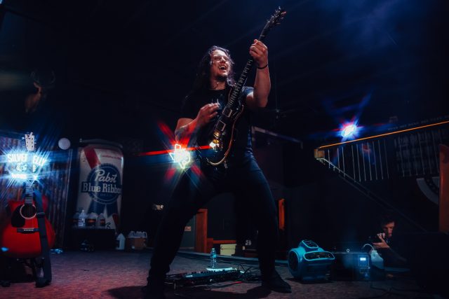 Grateful for nights like these. 🤘🏼

@baileyaccorto 📸
@cowboys_dance_hall 📍
@ryanmontgomerymusic 🎶
@prsguitars 🎸

#guitarist #prs #prspulseartist #myprs #livemusic